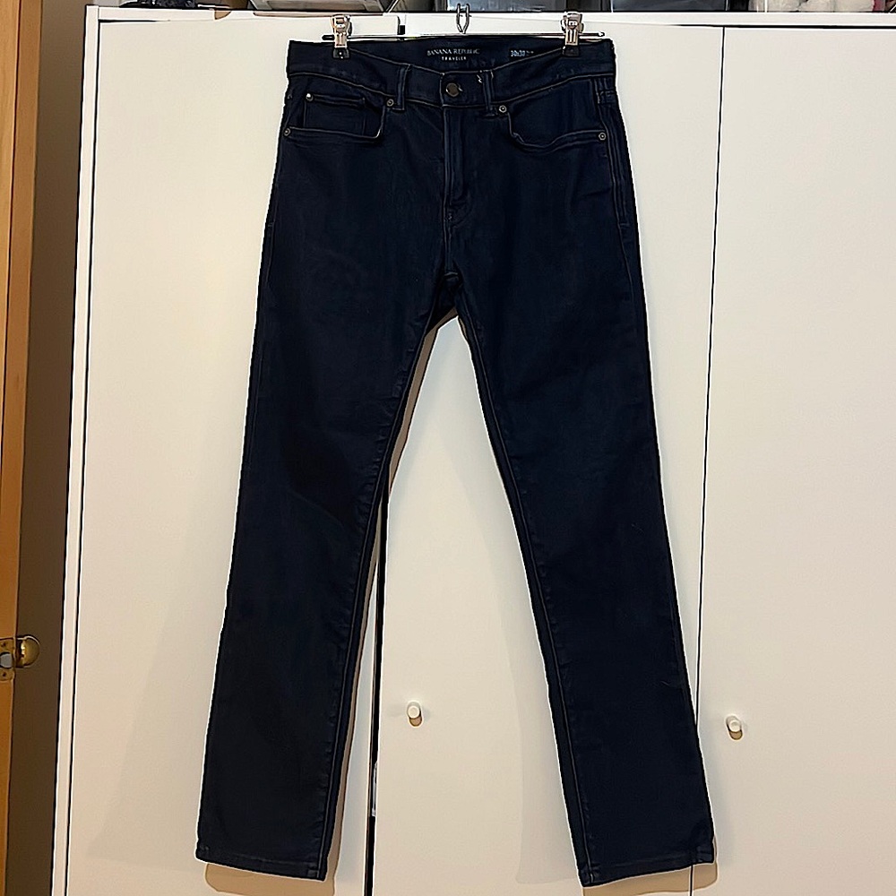 Banana Republic Travelers Pants- dark denim . 30x30 slim fit. Stretch Denim